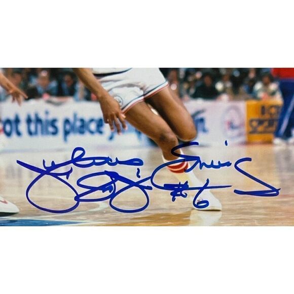 Julius Erving Signed Photo Philadelphia Sixers 8X10 JSA COA - Picture 3 of 5